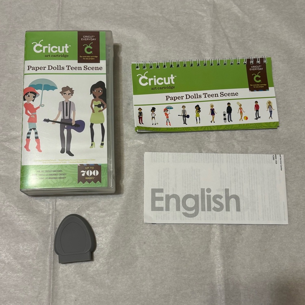Cricut Paper Dolls Teen Scene Cartridge Set